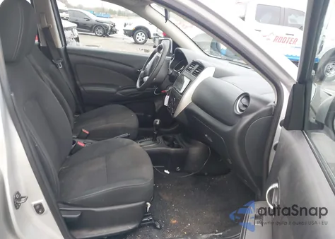 2016 Nissan Versa 1.6 Sv z USA, uszkodzony, nr VIN 3N1CN7AP8GL833029